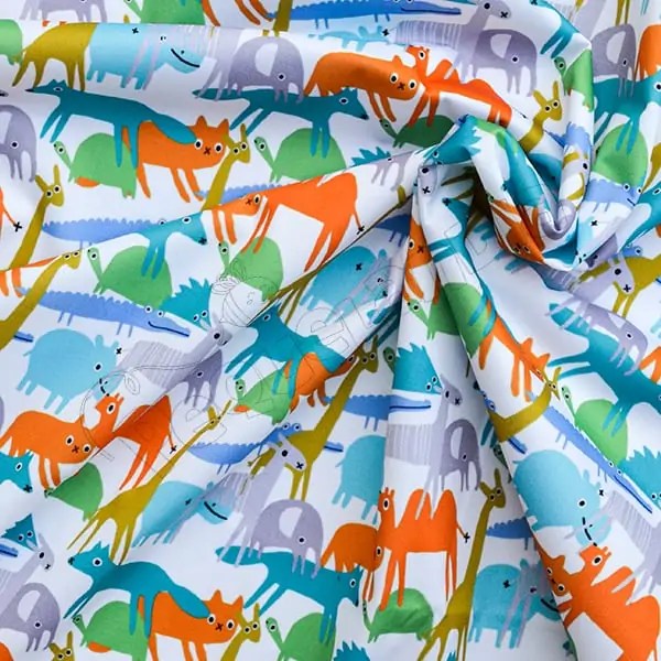 Tela PUL diseño Camellos Y Amigos