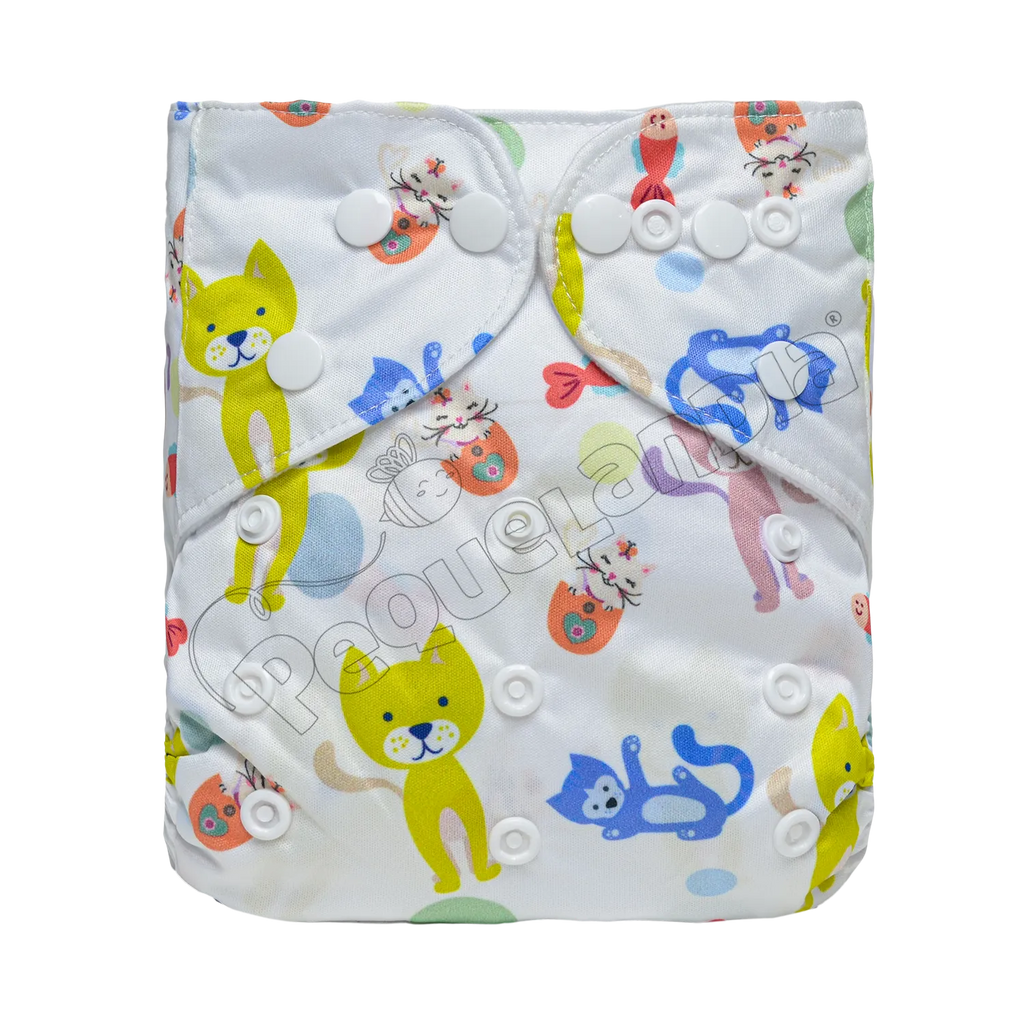 Pañal de Tela Ecológico – Gatitos Colores Fondo Blanco