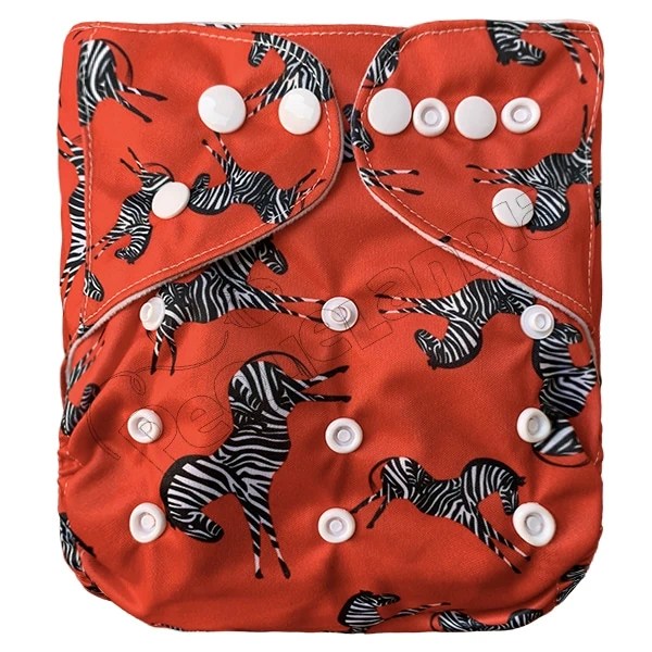 Pañal de Tela Ecológico – Cebra Fondo Rojo
