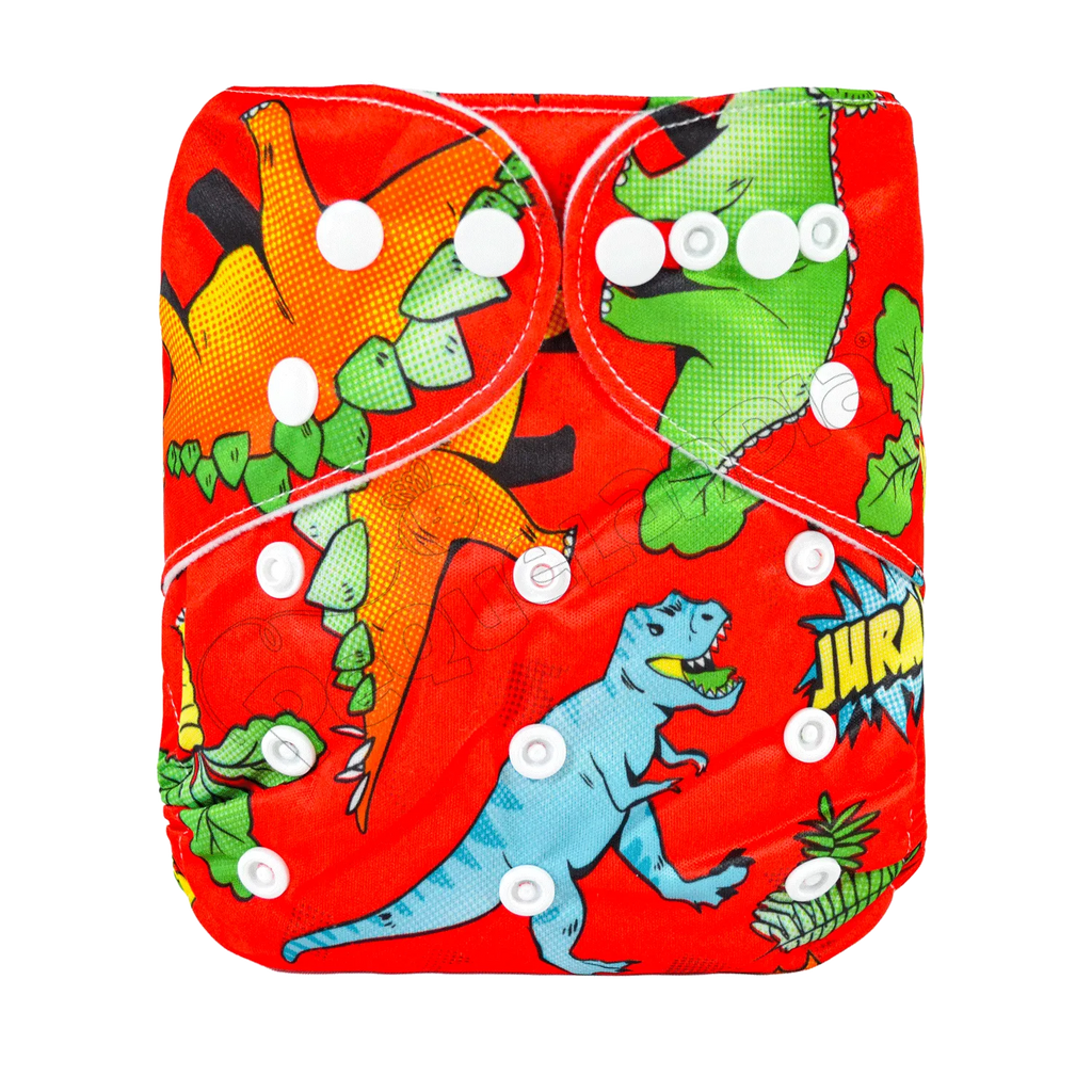 Pañal de Tela Ecológico – Dinos Fondo Rojo