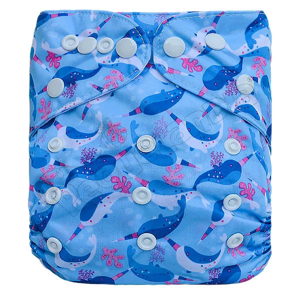 Pañal de Tela Ecológico – Unicornio Marino Fondo Celeste