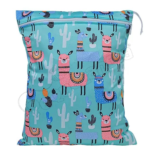 Wetbag Diseño Llamitas Fondo Celeste