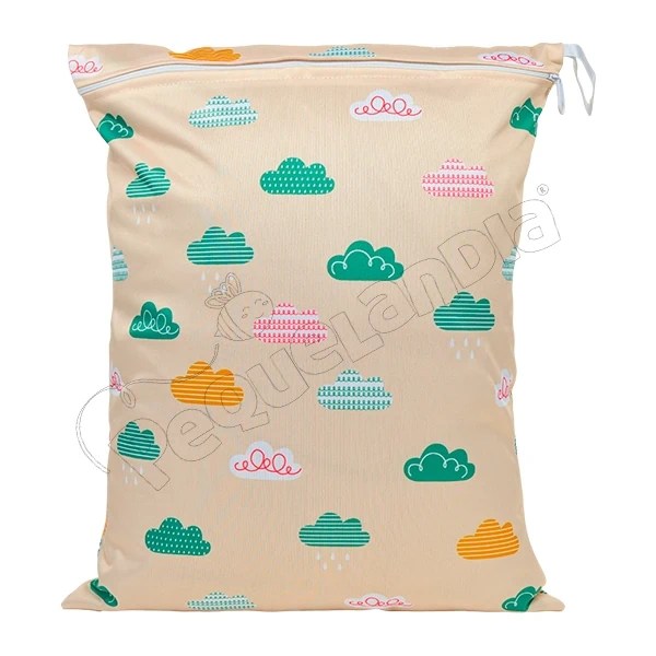 Wetbag Diseño Nubes diseño fondo beige